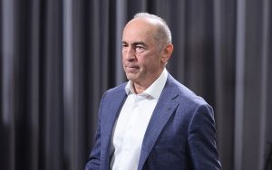 1788440025_robert